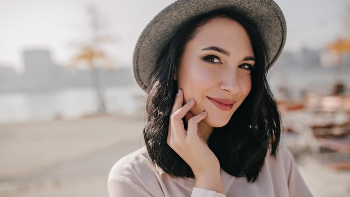 4 Cara Mengenali Perempuan Berkarisma Tinggi dari Kebiasaannya Sehari-hari