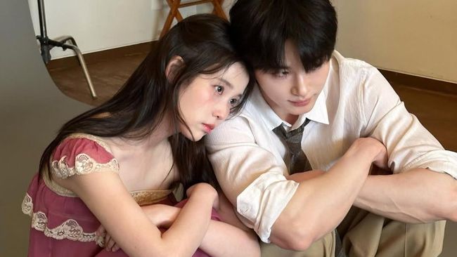 IU dan Byeon Woo Seok Bagikan Karakter Mereka di Perfect Crown