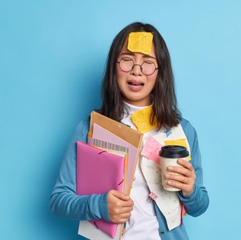 Segera Hindari, 6 Kebiasaan yang Diam-Diam Bikin Sulit Fokus