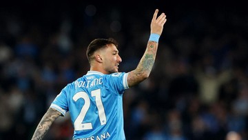 Kabar Sport CNN Terbaru : FOTO: Napoli Benamkan Milan demi Kejar Inter