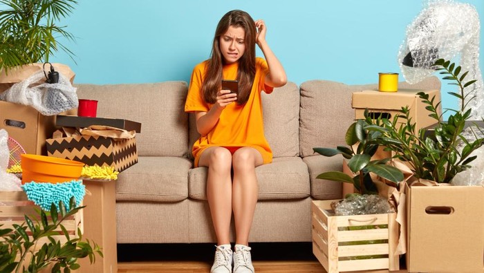 5 Ciri Kepribadian Orang yang Punya Satu Ruangan Berantakan di Rumah