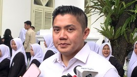 Ada Kabar Reshuffle Kabinet Bulan Ini, Seskab Teddy Bilang Begini