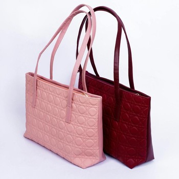 3 Rekomendasi Tas Cemplang-Cemplung yang Modis, Wajib Punya!