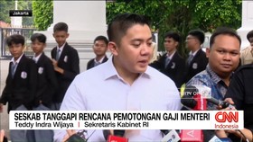 VIDEO: Seskab Buka Suara Soal Potong Gaji Menteri