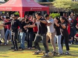 Semarak ASN Ikut Lomba Permainan Tradisional di Momen HUT Kota Gianyar