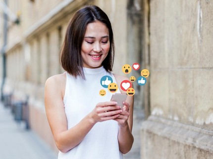 Arti Emoji Love Hitam & Warna Lainnya dalam Pertemanan hingga Percintaan, Cek Sebelum Kirim Chat