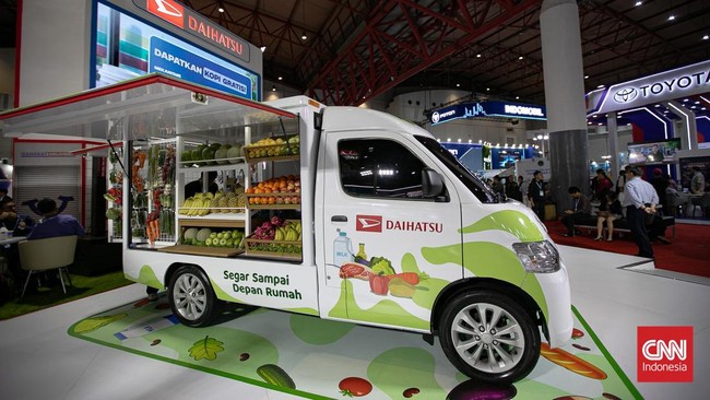 Daihatsu menampilkan empat unit Gran Max yang merepresentasikan berbagai kebutuhan usaha.