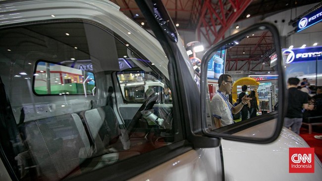 Penjualan ritel Daihatsu mencapai sekitar 109 ribu unit atau tumbuh 9 persen. Capaian ini membuat Daihatsu kokoh di posisi kedua penjualan ritel nasional.