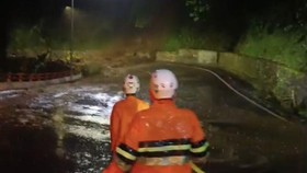 Cadas Pangeran Ditutup Akibat Longsor, Lalin Dialihkan Tol Cisumdawu