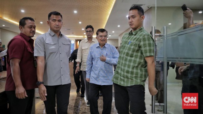 Jusuf Kalla menanggapi pengakuan Rismon Sianipar terkait video pendanaan Rp5 miliar untuk kasus ijazah palsu Jokowi, adalah hasil AI.