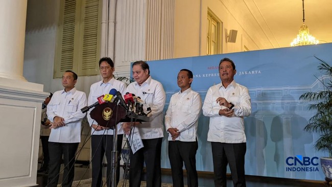 Rapat Tertutup 4 Jam di Istana, Airlangga Update Gambaran Ekonomi RI