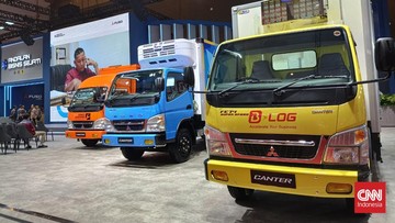 5 Truk Andalan Fuso Mejeng di Kemayoran