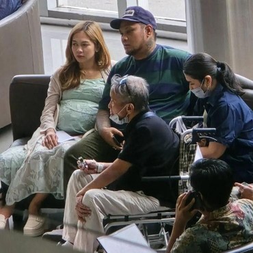 Eva Manurung Benarkan Istri Virgoun Hamil Duluan: Sekarang Masuk 7 Bulan