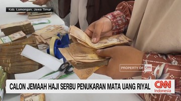 VIDEO: Jelang Haji, Warga Lamongan Serbu Riyal Pecahan Kecil