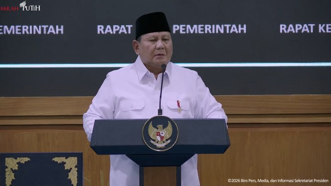 Presiden Prabowo Subianto mengaku pernah jadi korban deepfake, suaranya dimanipulasi hingga terdengar bernyanyi. Ia menyoroti bahaya teknologi AI ini.