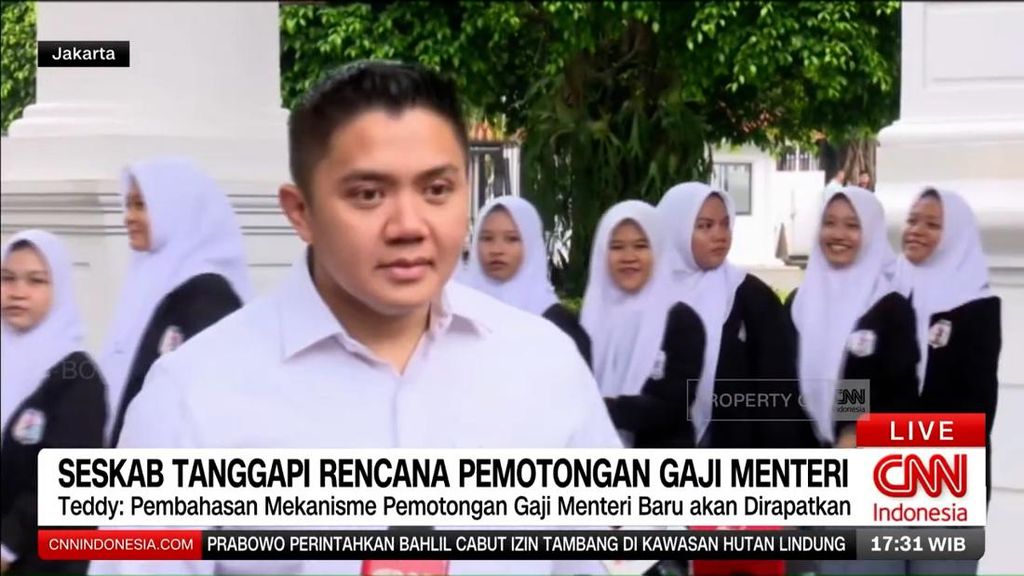 VIDEO: Seskab Buka Suara Soal Isu Pemotongan Gaji Menteri