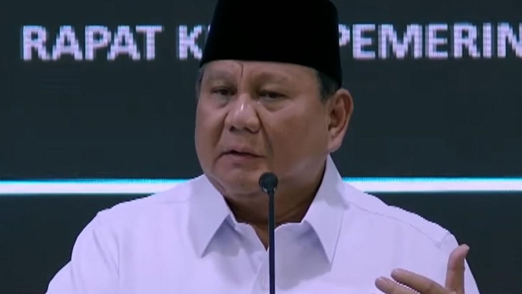 Prabowo Kaget AI Bikin Dia Bisa Nyanyi dan Pidato Bahasa Mandarin