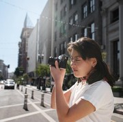 Hobi Foto? Hati-Hati, di 3 Destinasi Ini Kamu Bisa Kena Tegur!