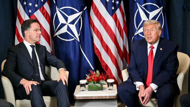 Presiden AS Donald Trump mencak-mencak kepada NATO dan mengulang ancamannya terkait Greenland setelah pertemuan tertutup dengan Sekretaris Jenderal, Mark Rutte.