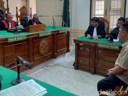 Vonis Eks Kadishub Siantar Diperberat Jadi 4 Tahun Bui Kasus Pungli Parkir RSVI