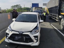 Kecelakaan Beruntun Libatkan 7 Unit Kendaraan Terjadi di Tol Balmera Belawan