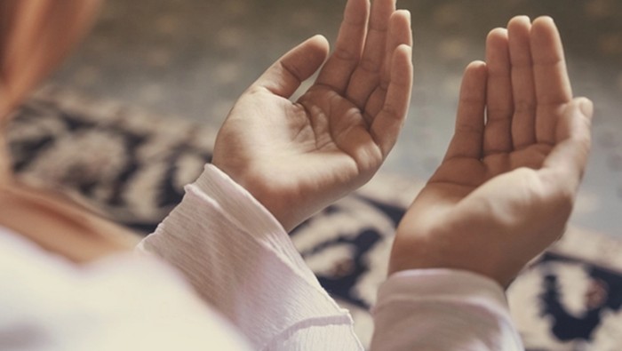 Wajib Tahu! 8 Waktu Mustajab untuk Berdoa yang Sering Terlewat