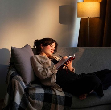 3 Cara Mengenali Orang dengan IQ Tinggi Dilihat dari Kebiasaan Sebelum Tidur Menurut Ilmu Psikologi