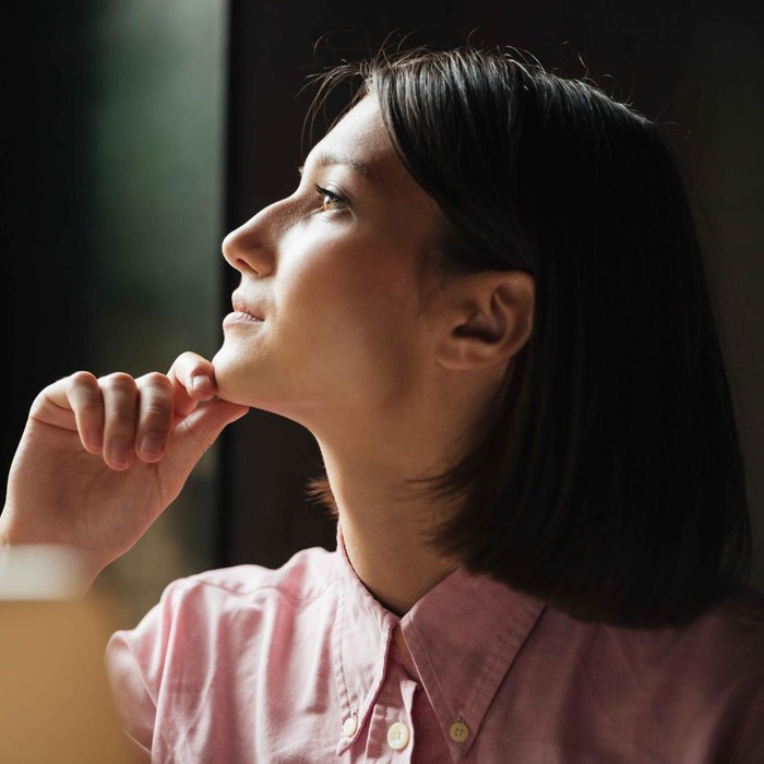 Mereka lebih suka memberi diri mereka waktu untuk membiarkan gelombang emosi yang mereka rasakan berlalu sepenuhnya. Ketika keadaan memanas, hal itu dapat menyulitkan mereka untuk berpikir jernih.