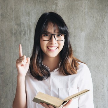 5 Cara Mengenali Orang Cerdas dari Kebiasaan Sehari-hari