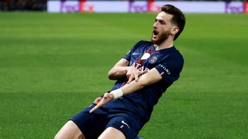 FOTO: Liverpool Letih dan Lesu Dihantam PSG