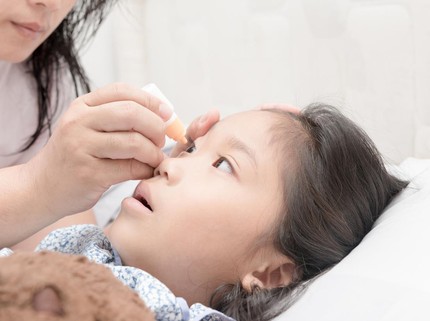 Hati-hati! Penggunaan Obat Tetes Mata pada Anak Bisa Sebabkan Katarak, Ini Penjelasan Dokter