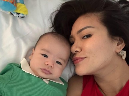 Potret Baby Jason Anak Aline Adita, Bikin Bahagia Setelah 7 Tahun Dinantikan