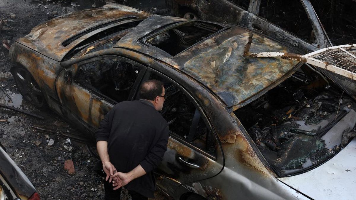 FOTO: Ratusan Tewas saat Israel Bombardir Lebanon