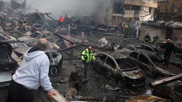 FOTO: Ratusan Tewas saat Israel Bombardir Lebanon
