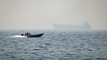 Murka, Iran Tutup Lagi Selat Hormuz usai Israel Bombardir Lebanon