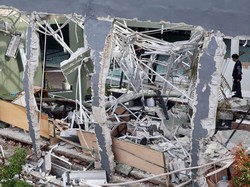 Lapangan Padel Hancur gegara Ledakan Gas, Gedung SD Ikut Terdampak