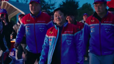 Zhang Xue Mekanik Desa yang Sukses Jadi Sorotan di Ajang Balapan Dunia 