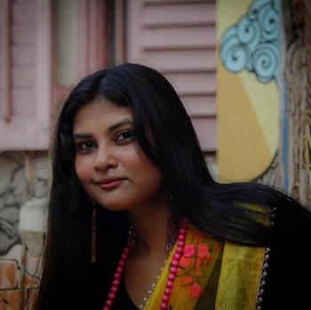 6 Cara Perempuan India Merawat Rambut agar Panjang dan Kuat