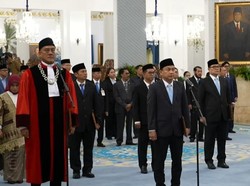 Liliek Prisbawono Adi Resmi Jadi Hakim MK Gantikan Anwar Usman