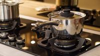 5 Panci Stainless Steel Tebal Serbaguna Terbaik