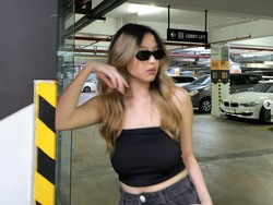 Ogah Bongkar soal Pekerjaan, Michelle Ashley Anak Pinkan Mambo Dicibir