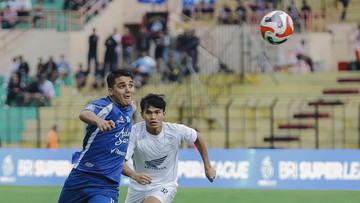 Kabar Sport CNN Terbaru : Hasil Super League: Dramatis, PSM Tekuk PSIM 2-1