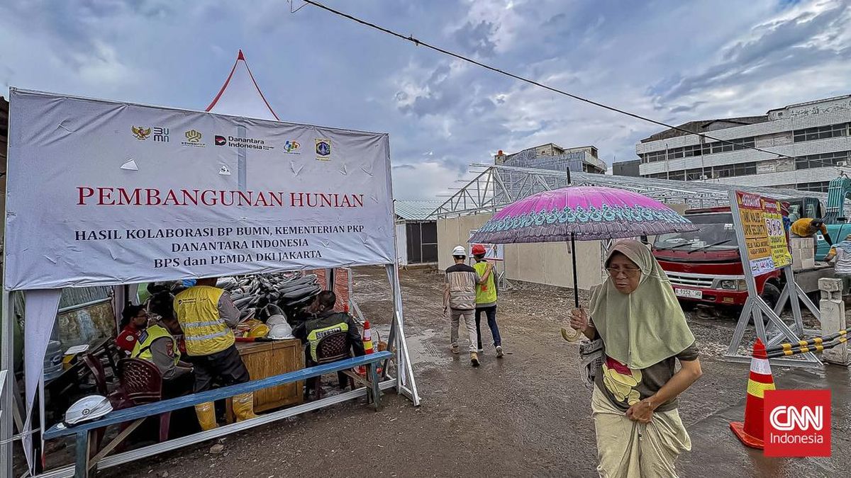 FOTO: Warga Bantaran Rel Menanti Rumah Hunian