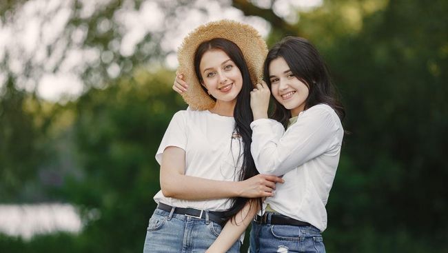 Zodiak yang Mudah Terpengaruh Lingkungan