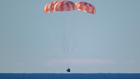 Splashdown! Artemis II Berhasil Pulang ke Bumi