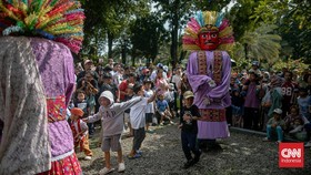 FOTO: Kemeriahan Lebaran Betawi 2026 di Lapangan Banteng Jakarta