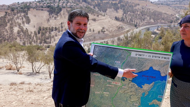 Menteri Keuangan Israel Bezalel Smotrich mengumumkan Tel Aviv akan mencaplok wilayah Gaza, Lebanon hingga Suriah.