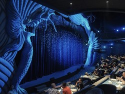 Sensasi Makan Siang di Akuarium Raksasa Varuna Taman Safari Bali