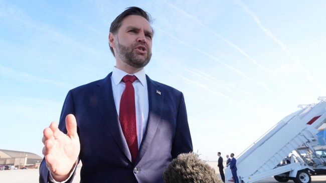 Delegasi Amerika Serikat yang dipimpin Wakil Presiden JD Vance tiba di Islamabad, Pakistan pada Sabtu (12/4) pagi untuk membahas gencatan senjata dengan Iran.