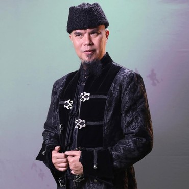 Ini Alasan Ahmad Dhani Ingin Gelar Resepsi Mewah untuk Putri Sambung